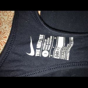 Nike women’s tank top